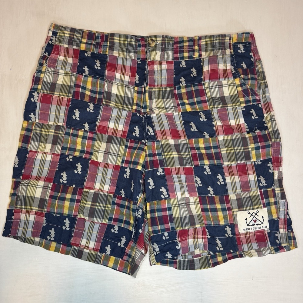 Walt Disney World Cruise Line Patchwork Shorts Men's 42 Mickey Embroidered